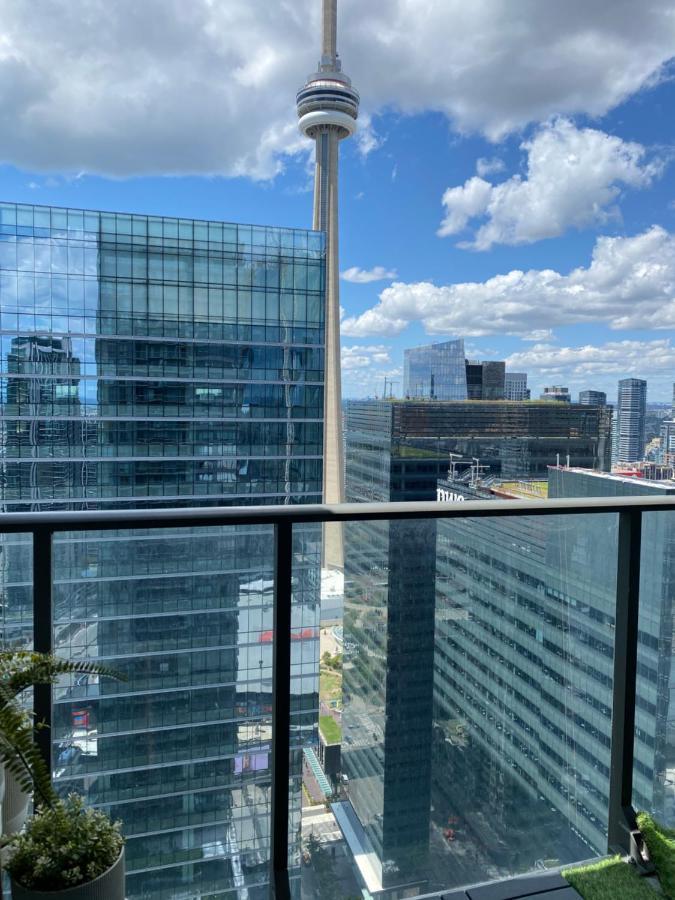 Toronto Cn Tower Maple Leaf Square Luxurious 2 Bedroom Condo Εξωτερικό φωτογραφία