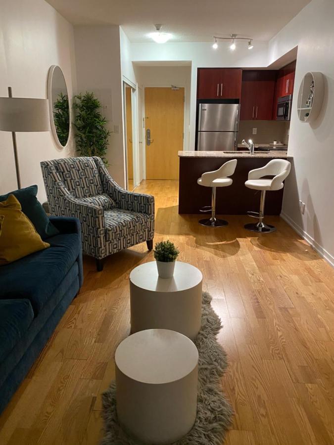 Toronto Cn Tower Maple Leaf Square Luxurious 2 Bedroom Condo Εξωτερικό φωτογραφία
